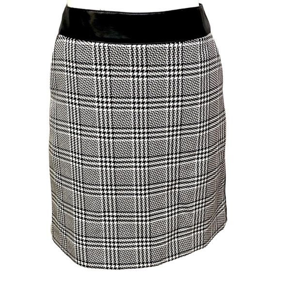 The Limited Houndstooth Faux Leather Trim Skirt - Picture 1 of 6